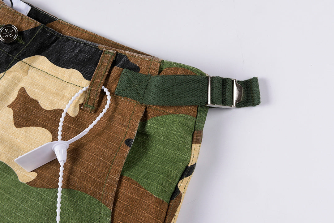 Project Capri Distressed Camo Cargo Shorts with Patch Details - product image 5