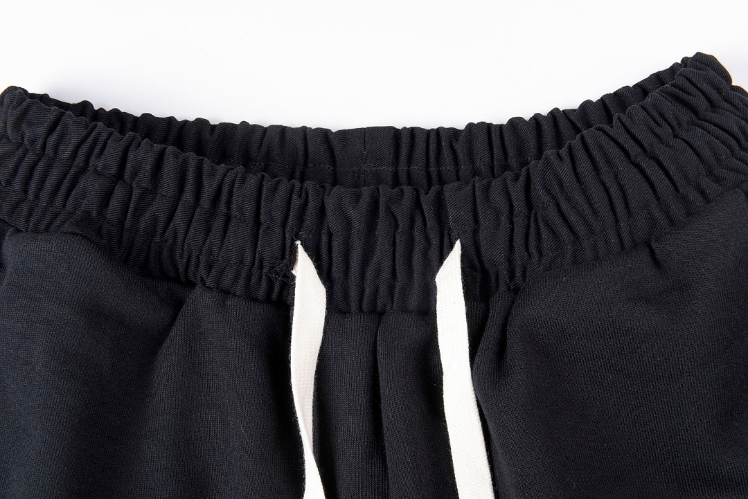 Saint Vanity Embroidered Shorts - Black / Red - product image 4