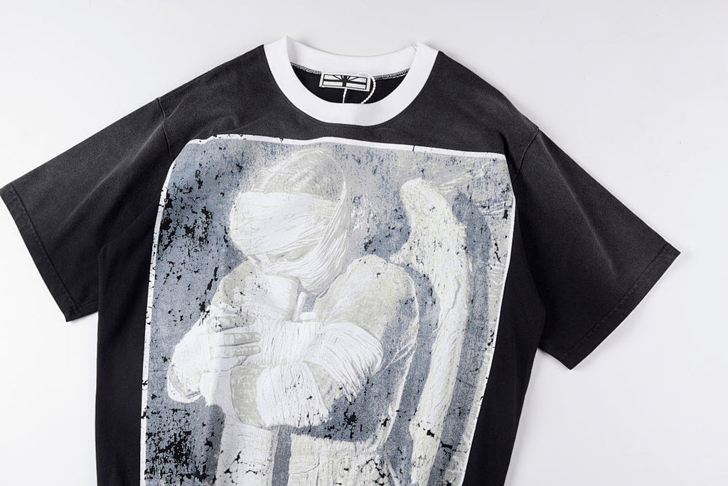 Vertabrae Push Bandaged Angel Contrast Collar Cotton T-Shirt - Black - product image 9